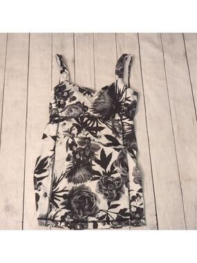 Lululemon aria tank II brisk bloom size 6